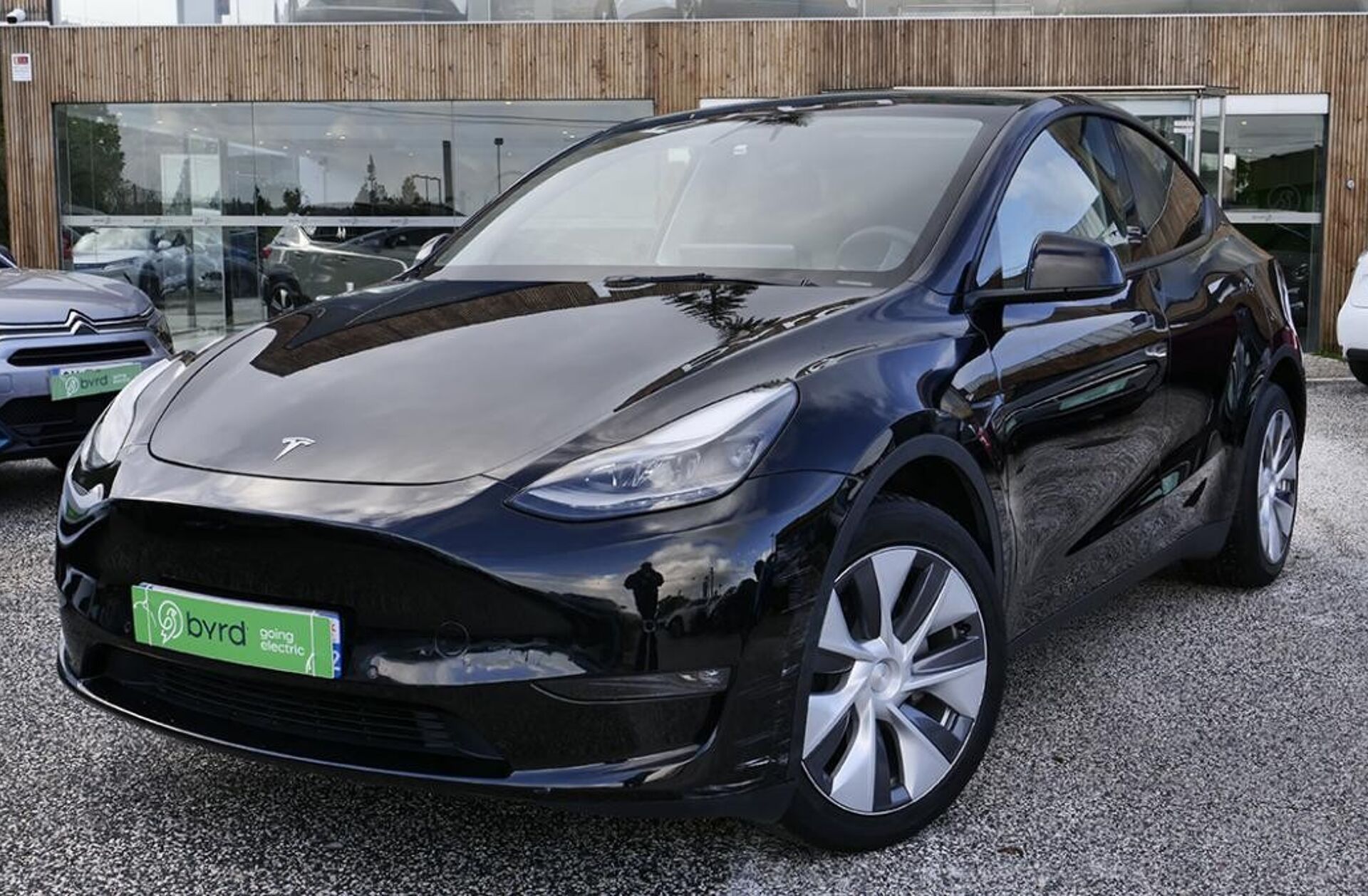 TESLA Model Y Long Range Tração Integral