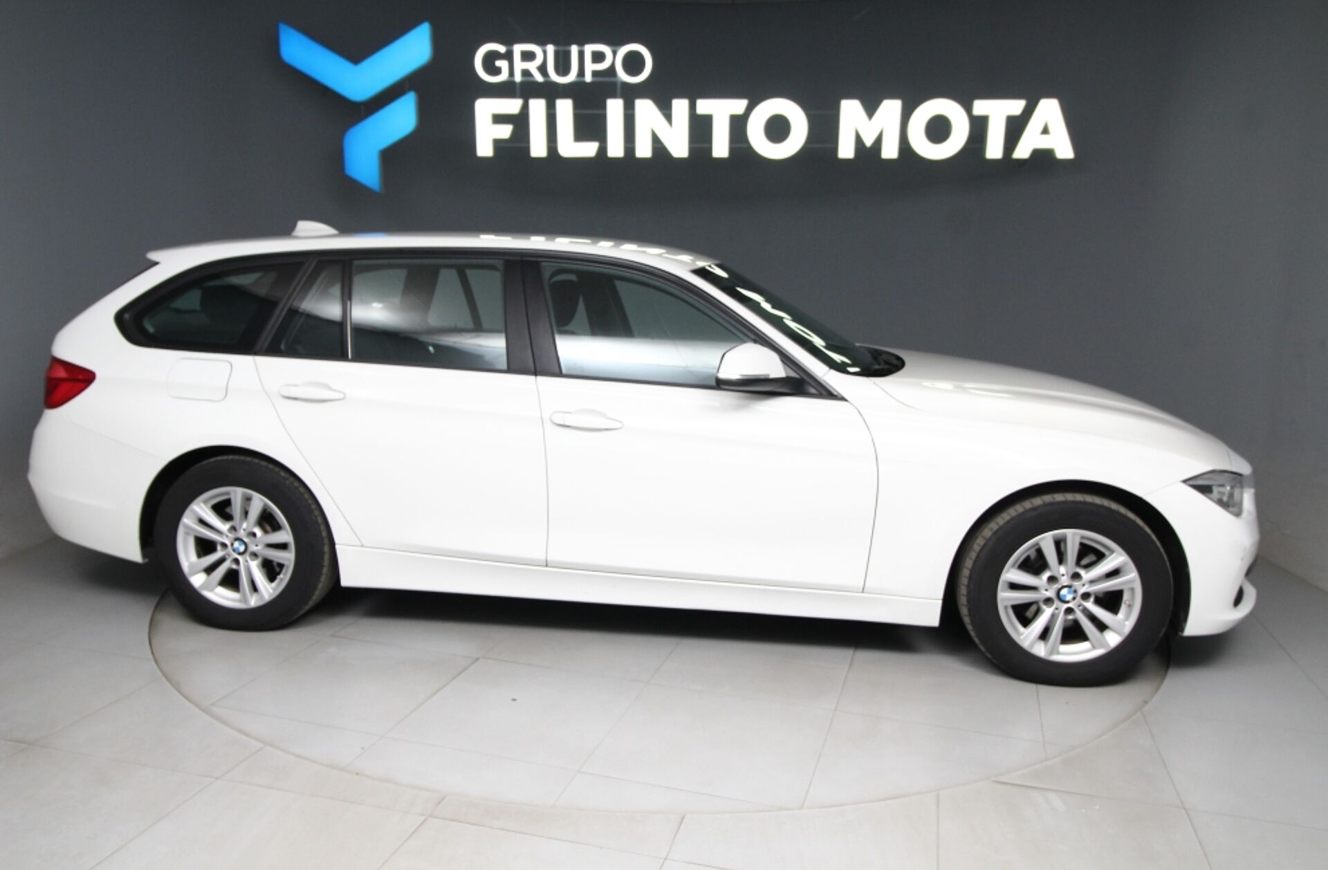 BMW Serie-3 318 d Touring Line Sport Auto