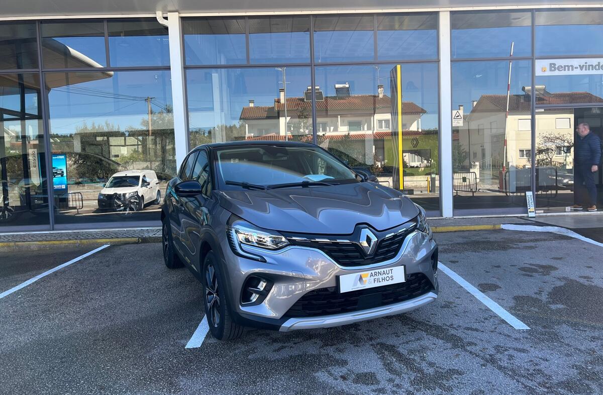 RENAULT Captur 1.0 TCe Techno