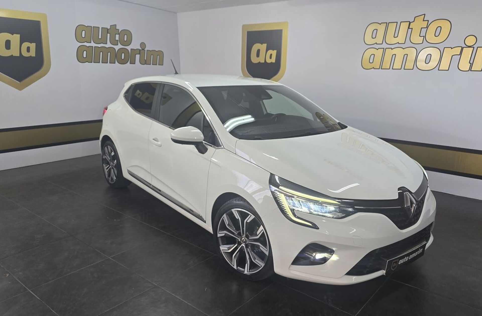RENAULT Clio 1.5 Blue dCi Exclusive