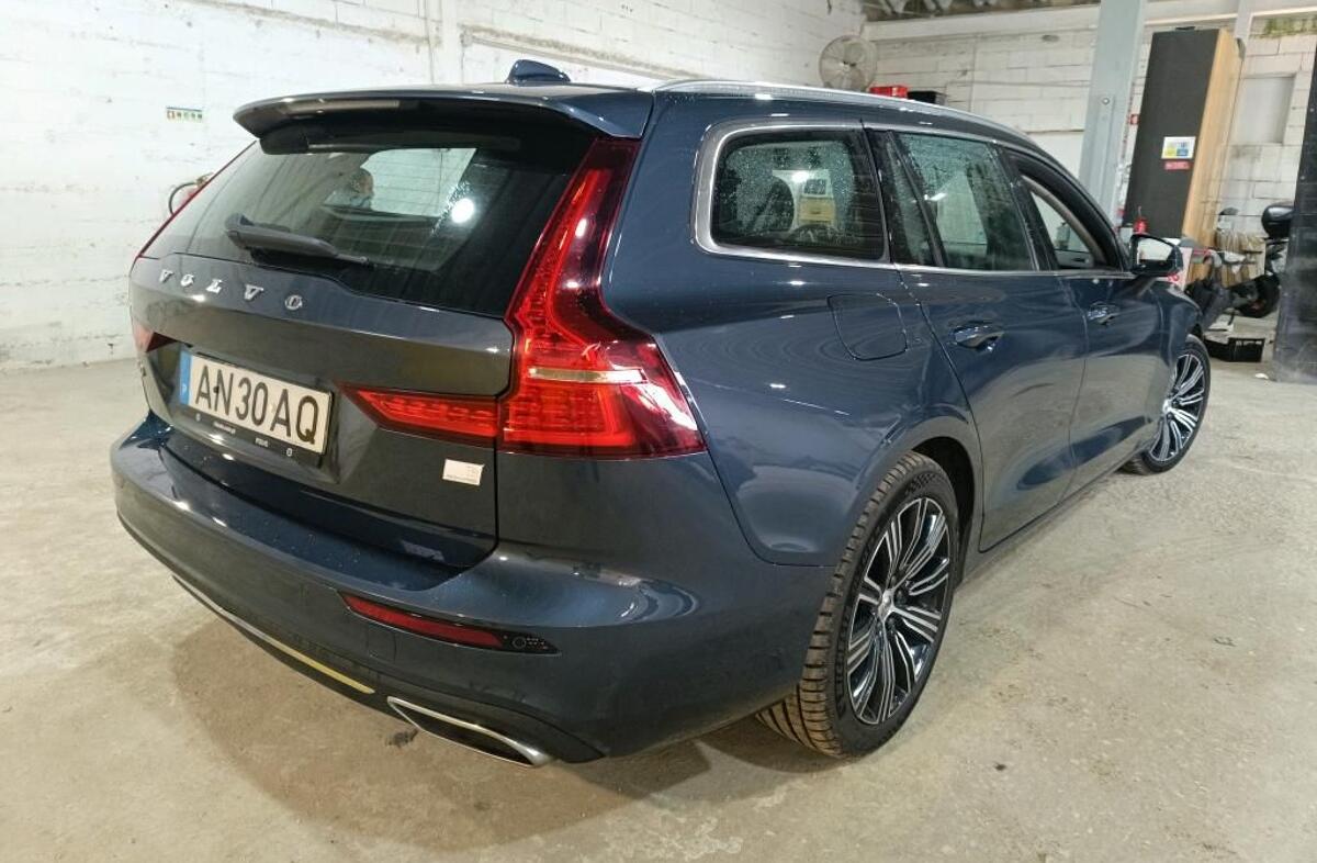 VOLVO V60 2.0 T6 AWD TE Inscription Expression