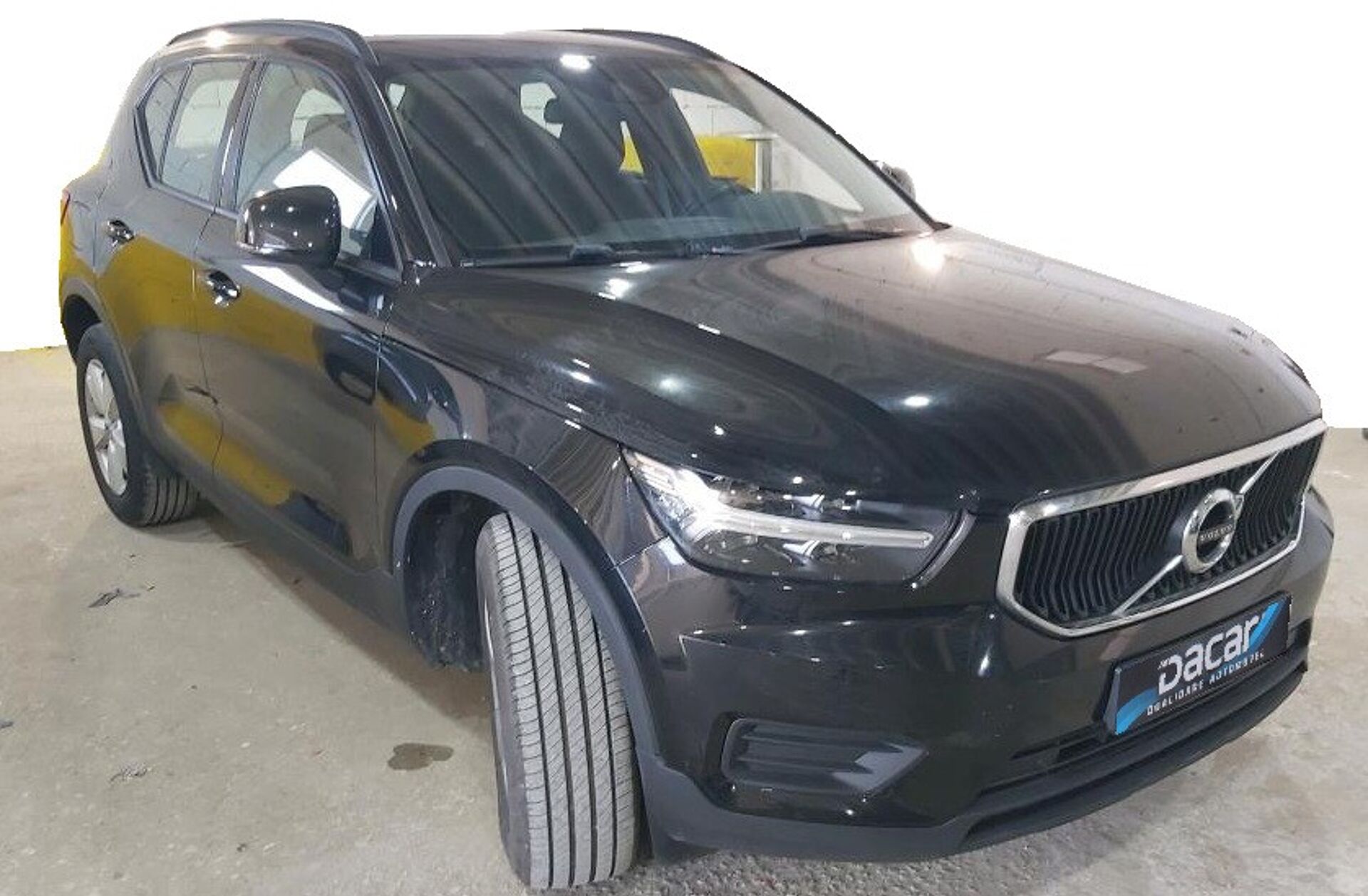 VOLVO XC40 1.5 T2 Momentum Core