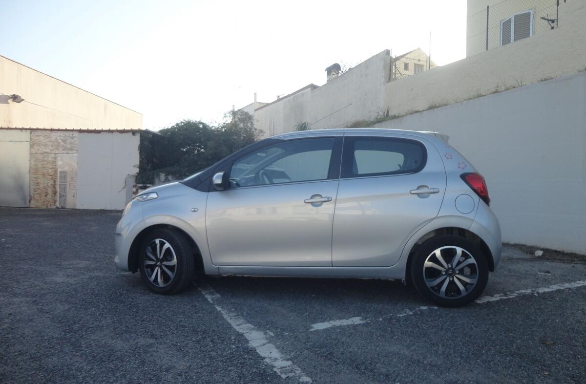 CITROEN C1 1.2 VTi Shine