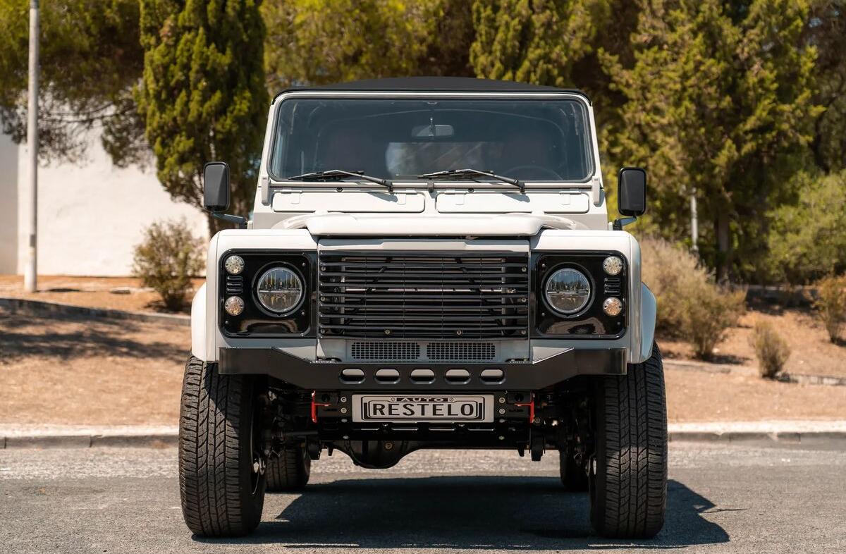 LAND ROVER Defender 90 2.5 Td5 Soft Top