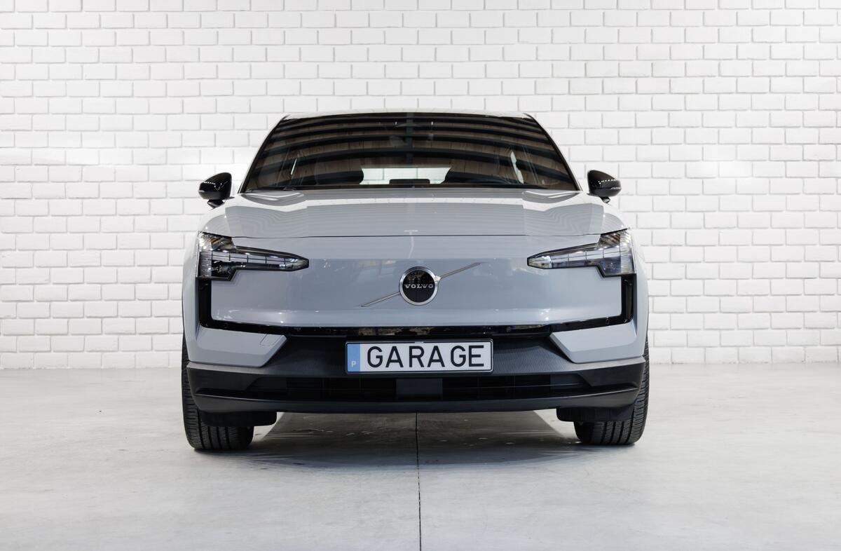 VOLVO EX30 69 kWh Single Motor Extended Range Plus