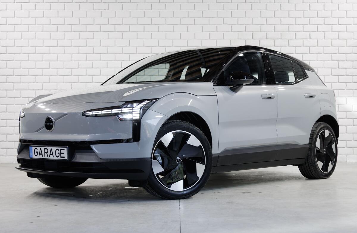 VOLVO EX30 69 kWh Single Motor Extended Range Plus