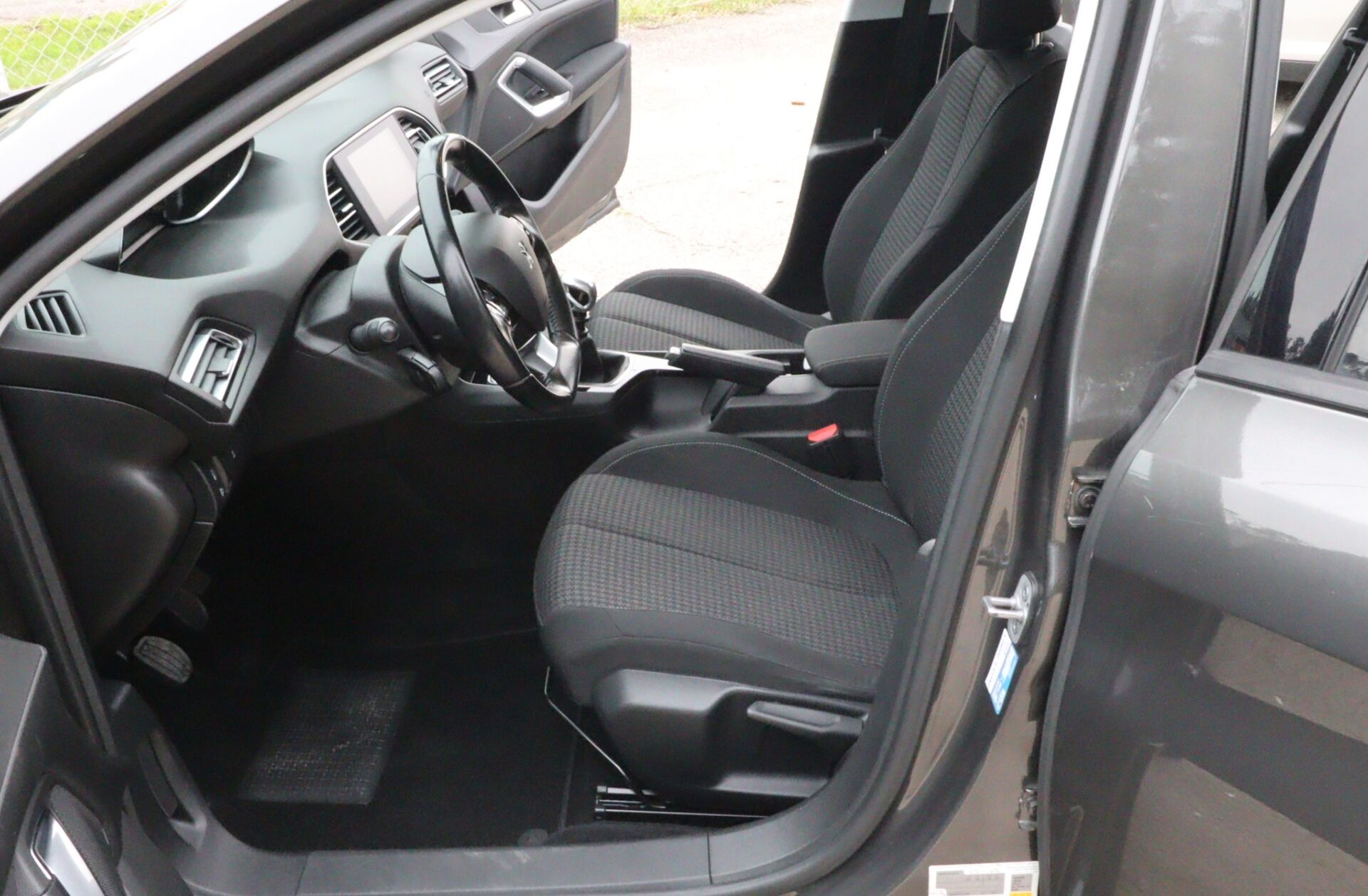 PEUGEOT 308 SW 1.5 BlueHDi Style