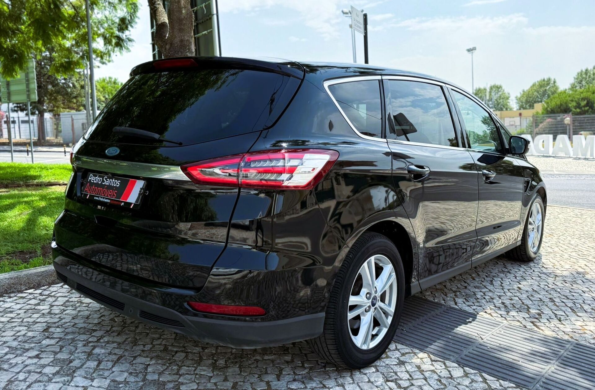 FORD S-MAX 2.0 TDCi Titanium