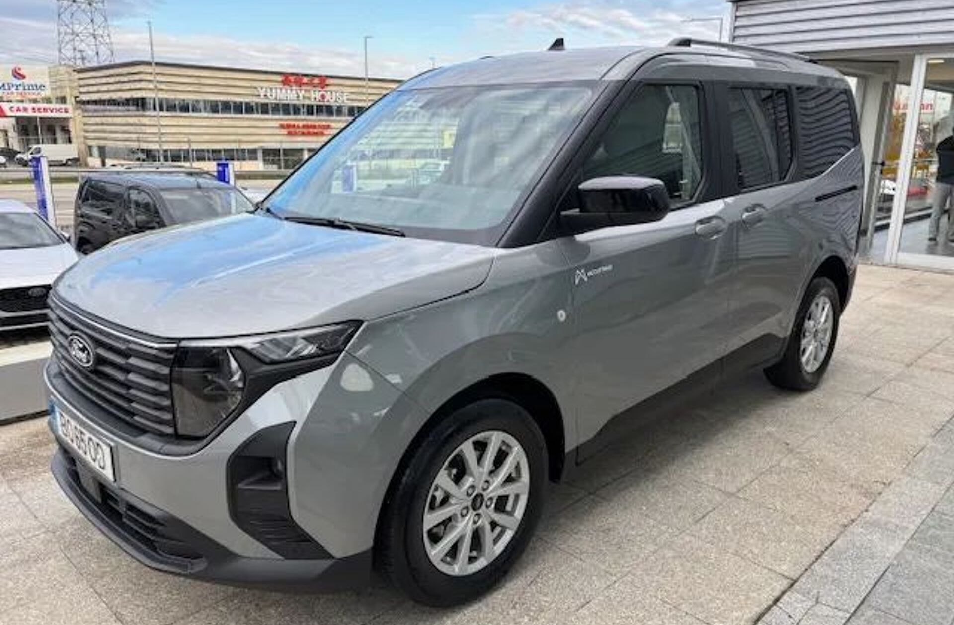 FORD Courier 1.0 EcoBoost Titanium