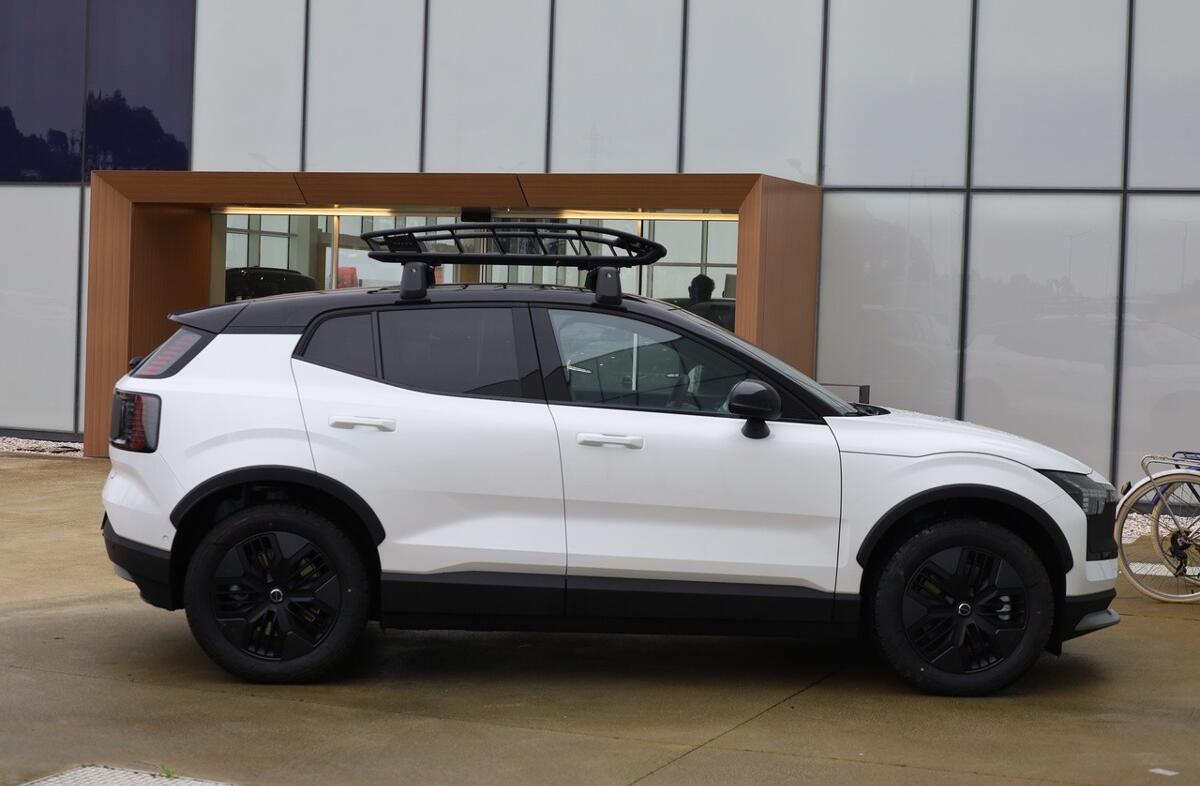 VOLVO EX30 69 kWh Twin Motor Ultra