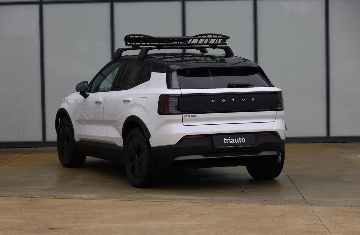 VOLVO EX30 69 kWh Twin Motor Ultra
