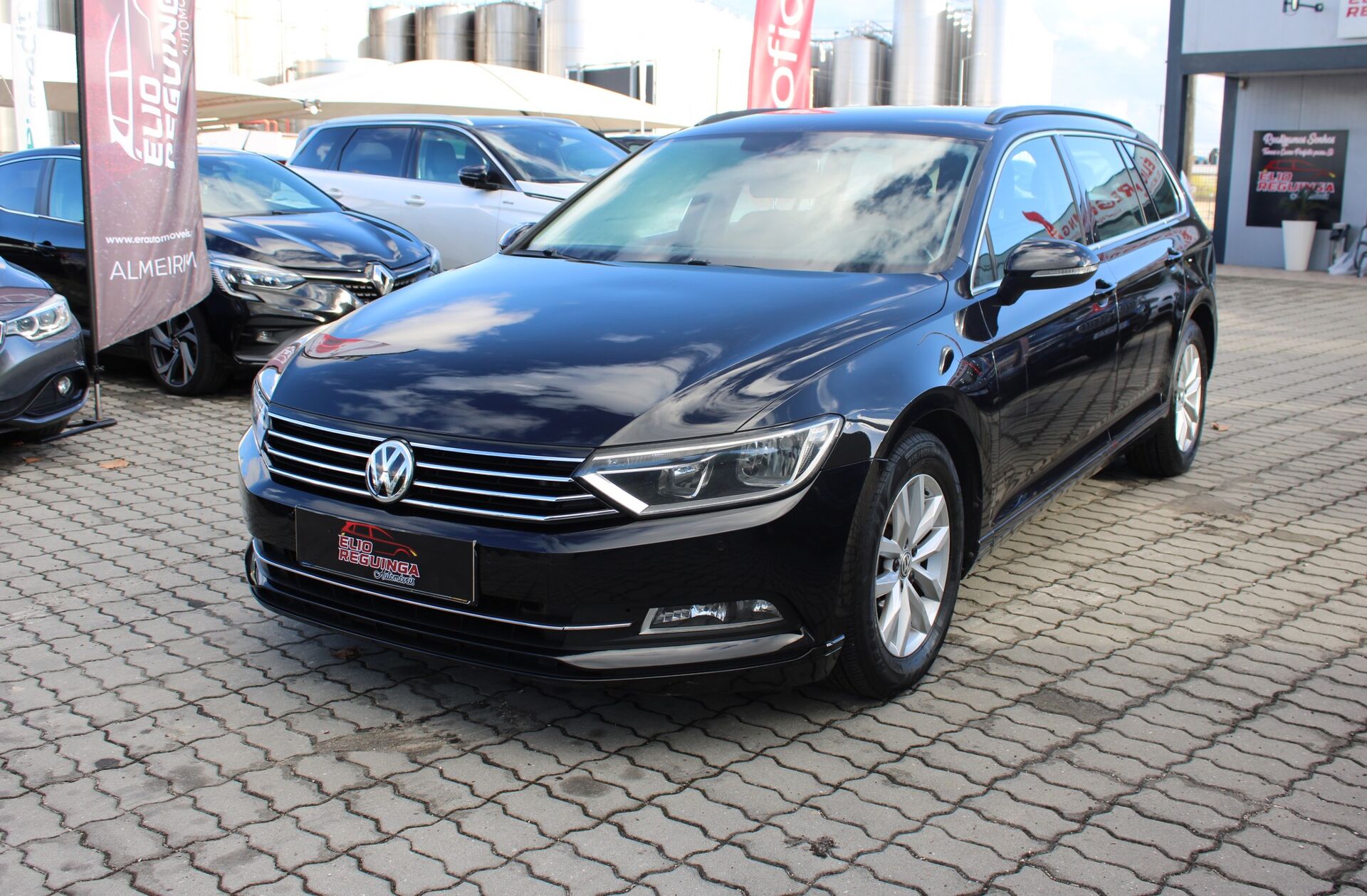 VOLKSWAGEN Passat 2.0 TDi Confortline