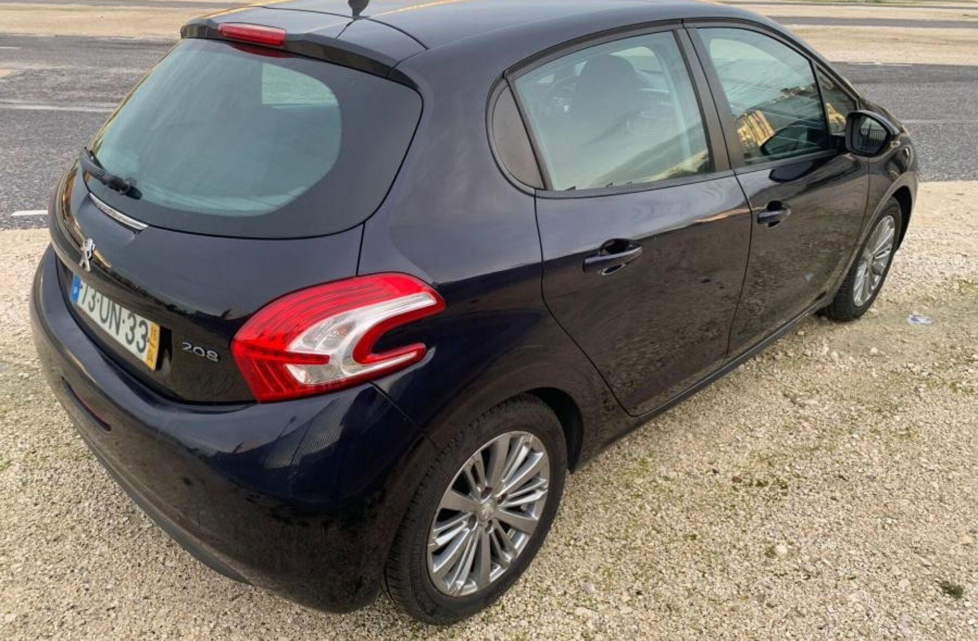 PEUGEOT 208 1.4 HDi Active