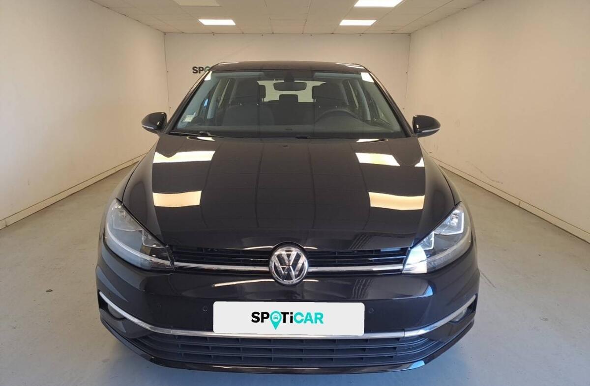 VOLKSWAGEN Golf 1.0 TSI Stream