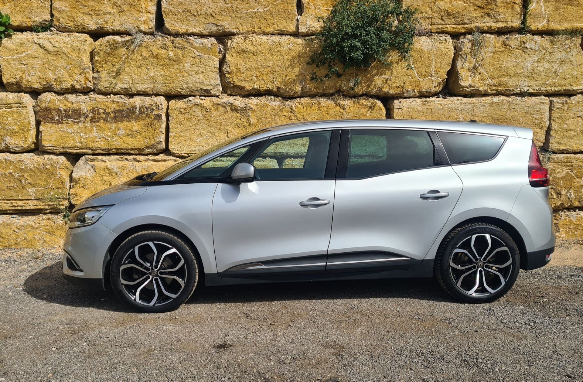 RENAULT Scénic 1.7 Blue dCi Limited