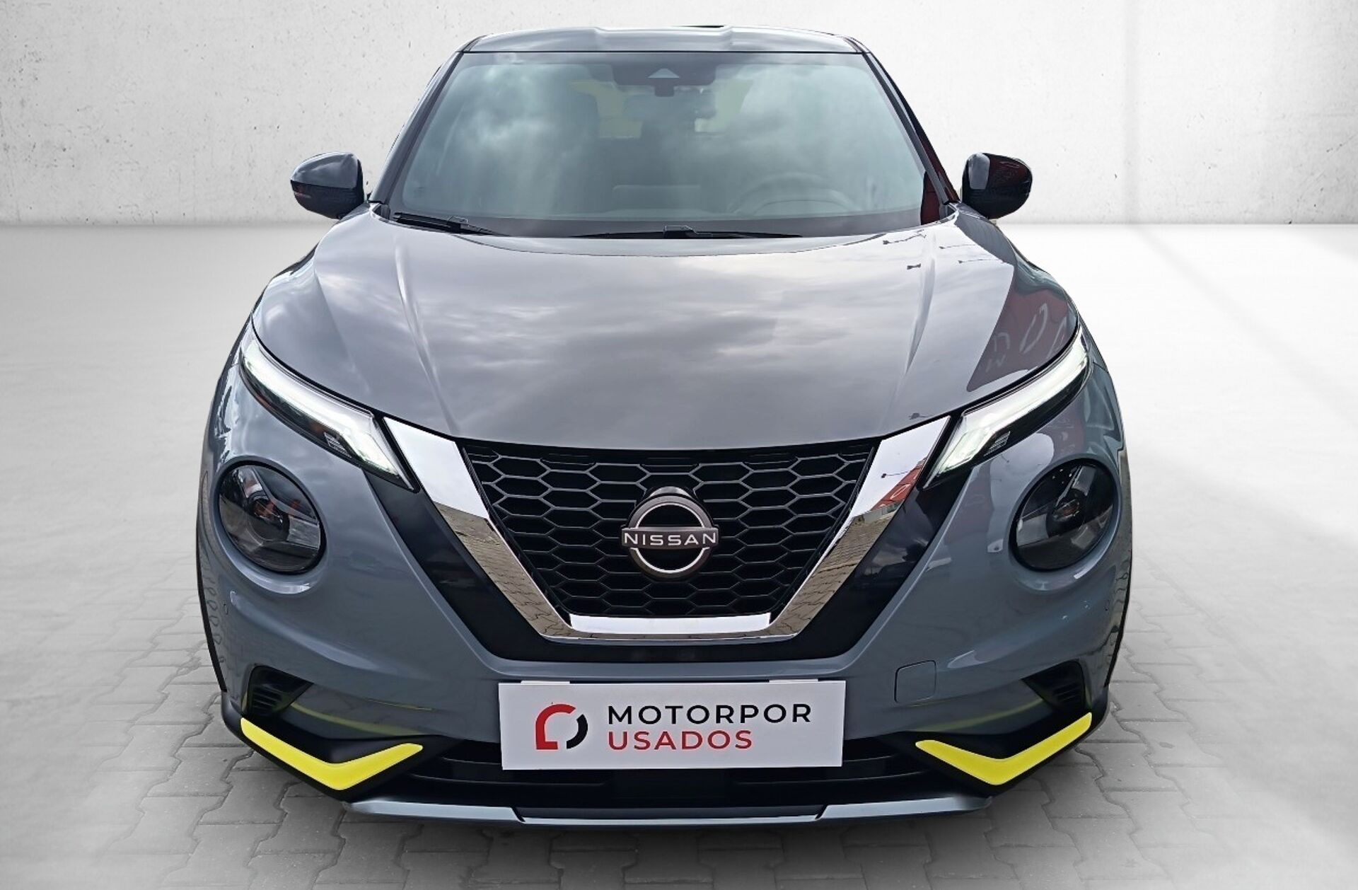 NISSAN Juke 1.0 DIG-T Kiiro