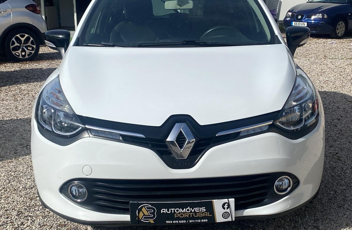 RENAULT Clio 0.9 TCE Confort
