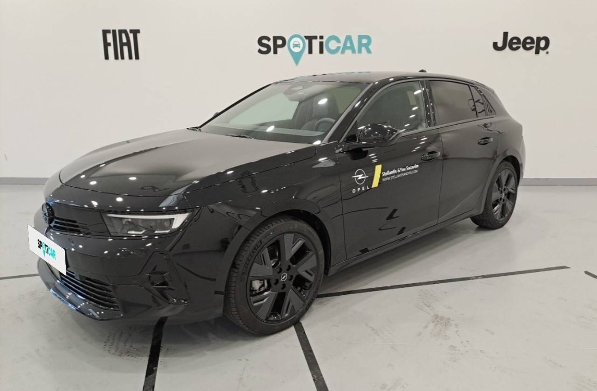 OPEL Astra 54 kWh GS