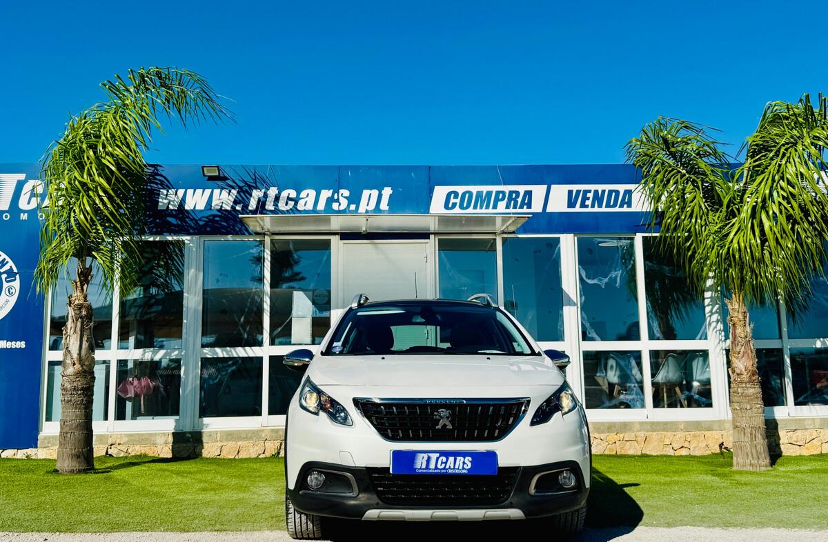 PEUGEOT 2008 1.2 PureTech Crossway