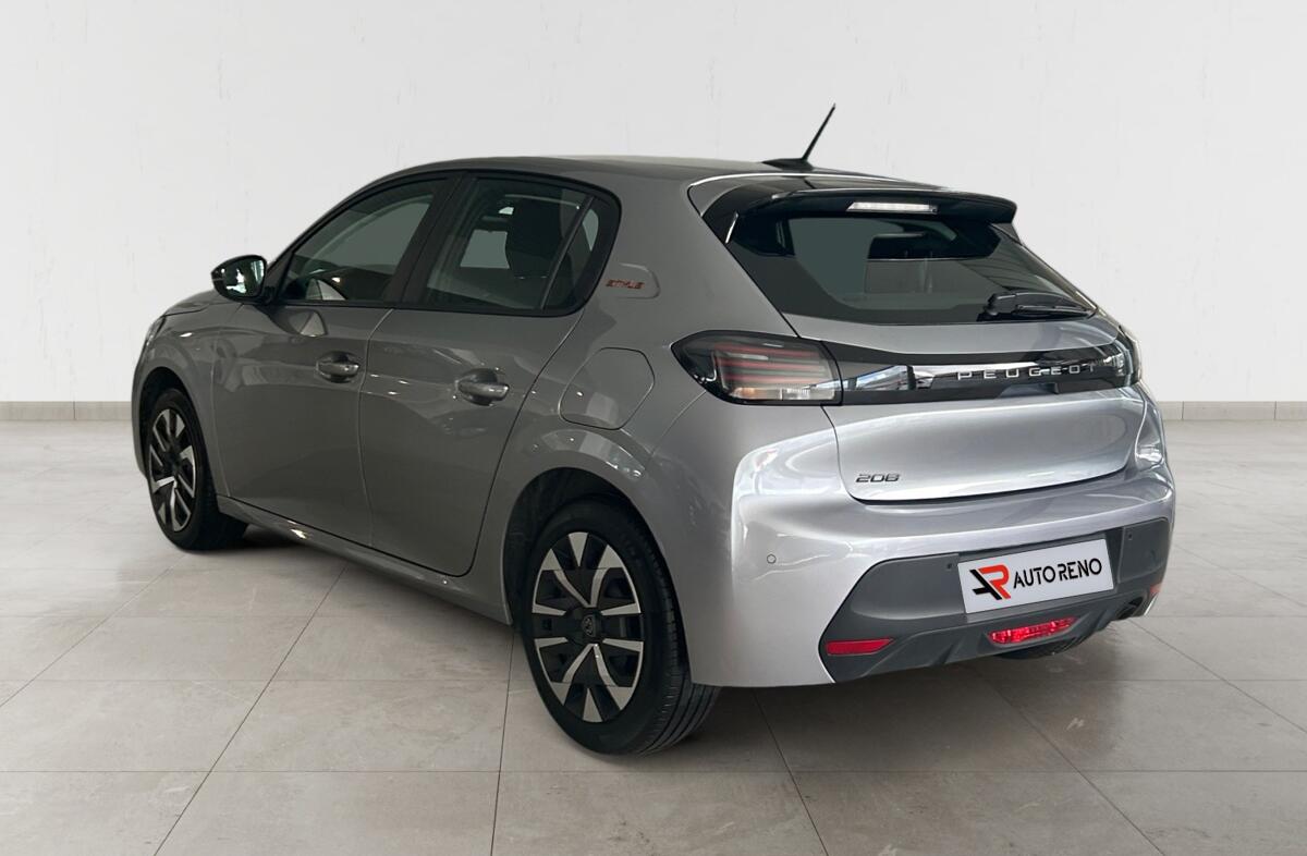 PEUGEOT 208 1.2 PureTech Style
