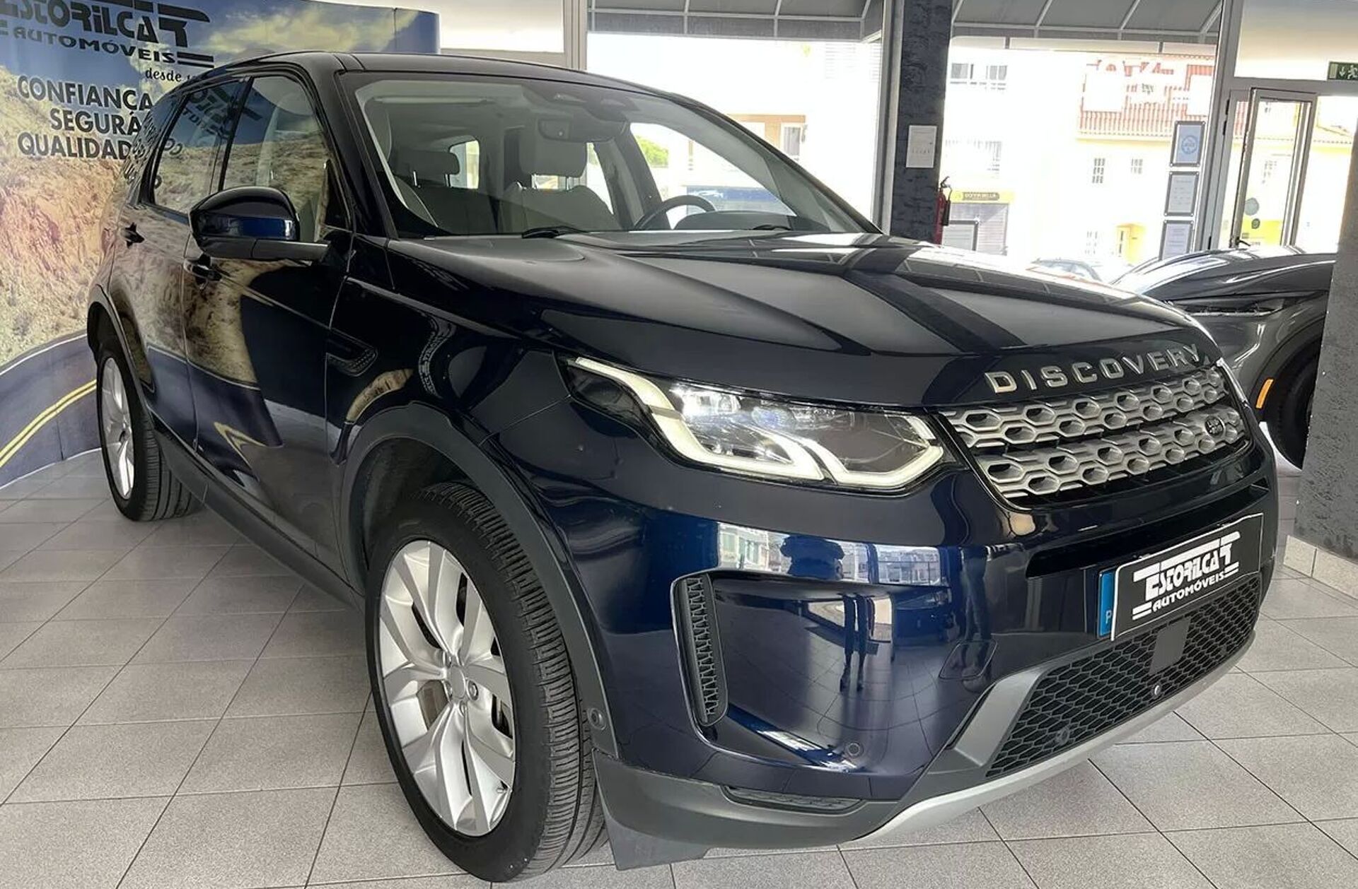 LAND ROVER Discovery S.1.5 I3 P300e AWD SE