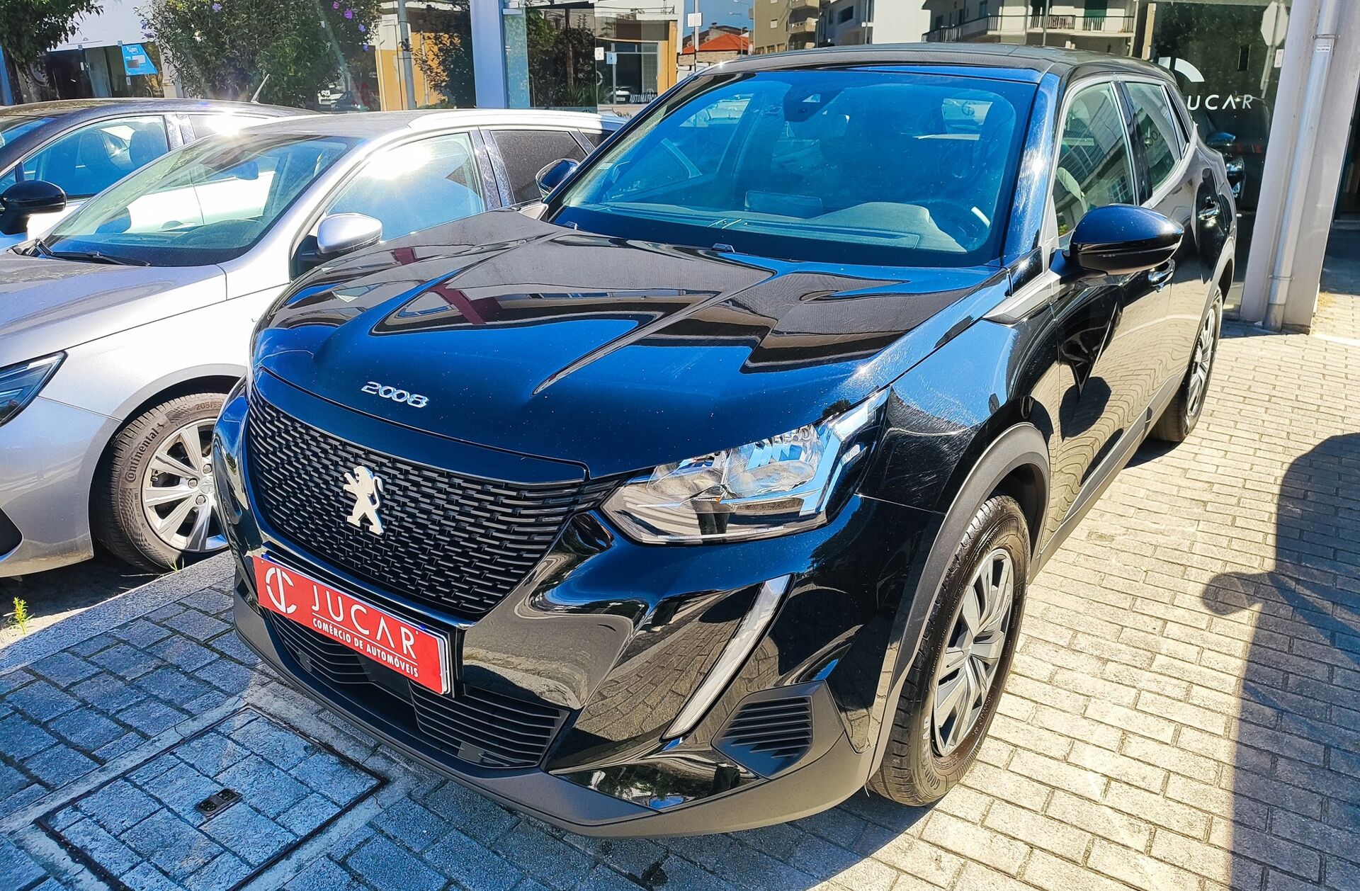 PEUGEOT 2008 1.2 PureTech Active Pack