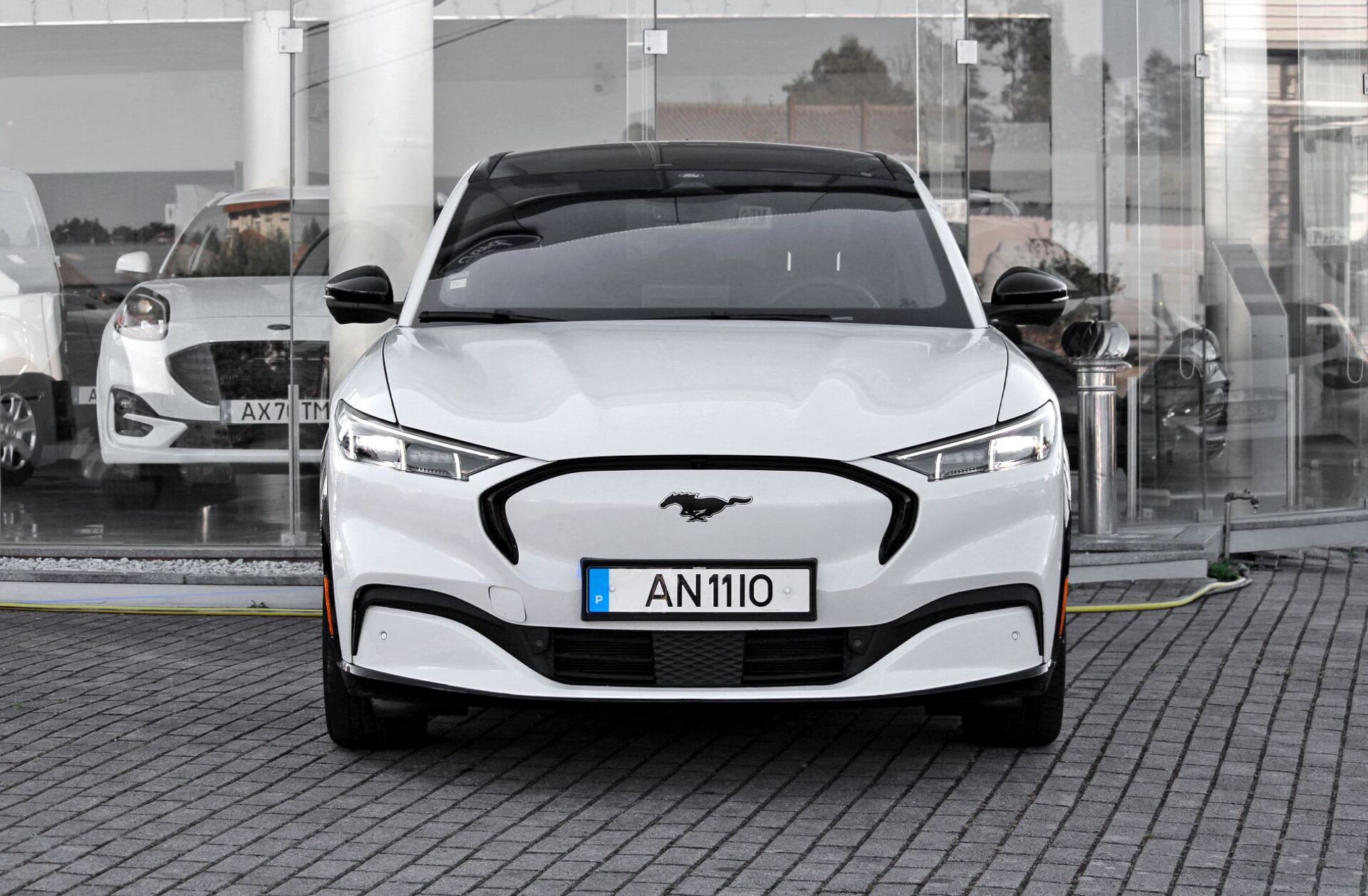 FORD Mustang Mach-E Alargada AWD