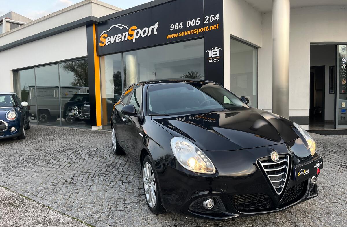 ALFA ROMEO Giulietta 1.6 JTDm Distinctive 57X