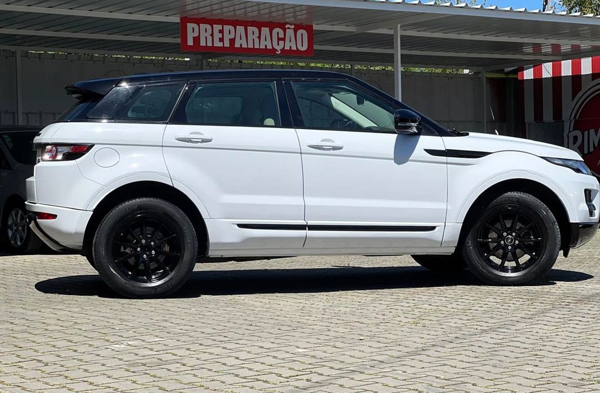 LAND ROVER Range Rover Evoque 2.2 eD4 Prestige
