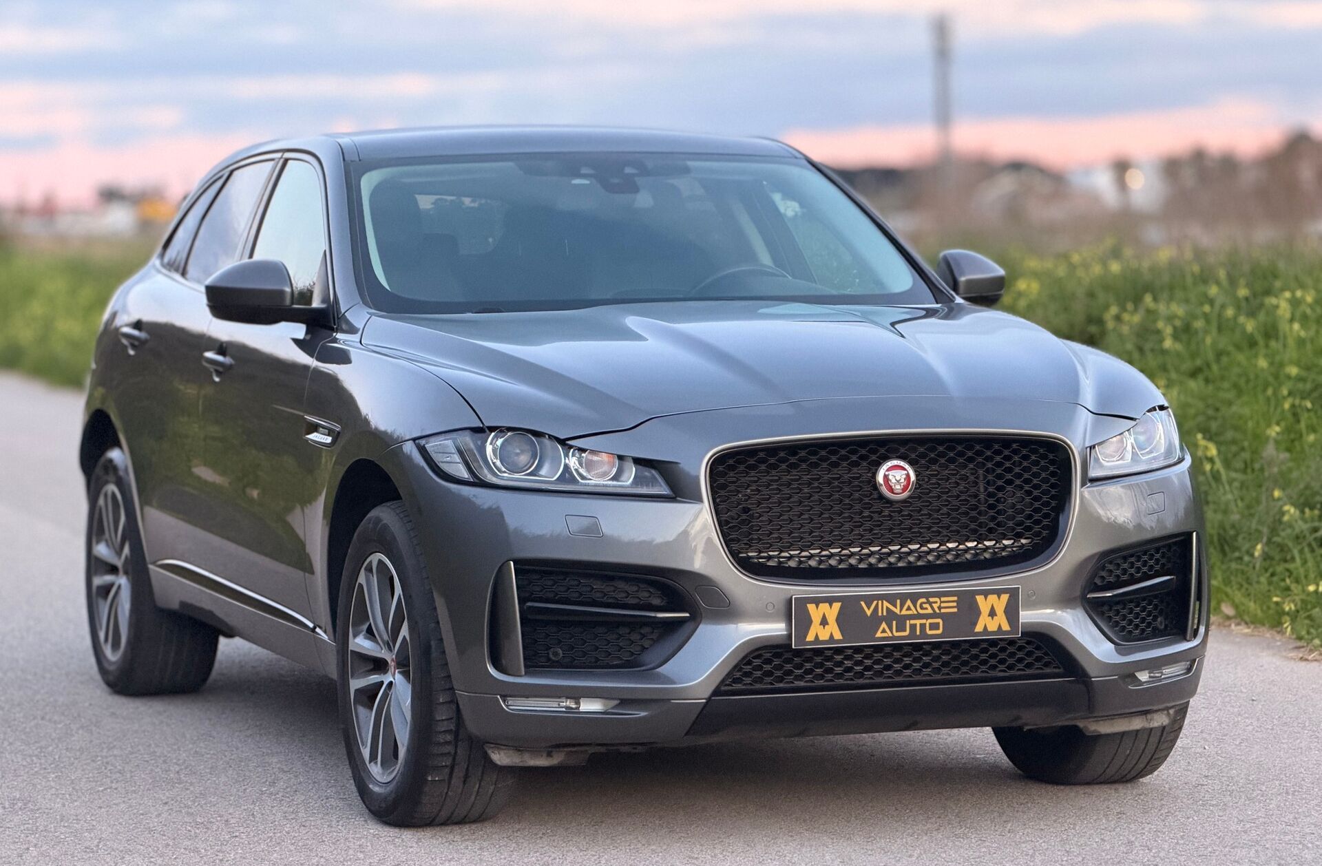 JAGUAR F-Pace 2.0 i4D R-Sport AWD Aut.