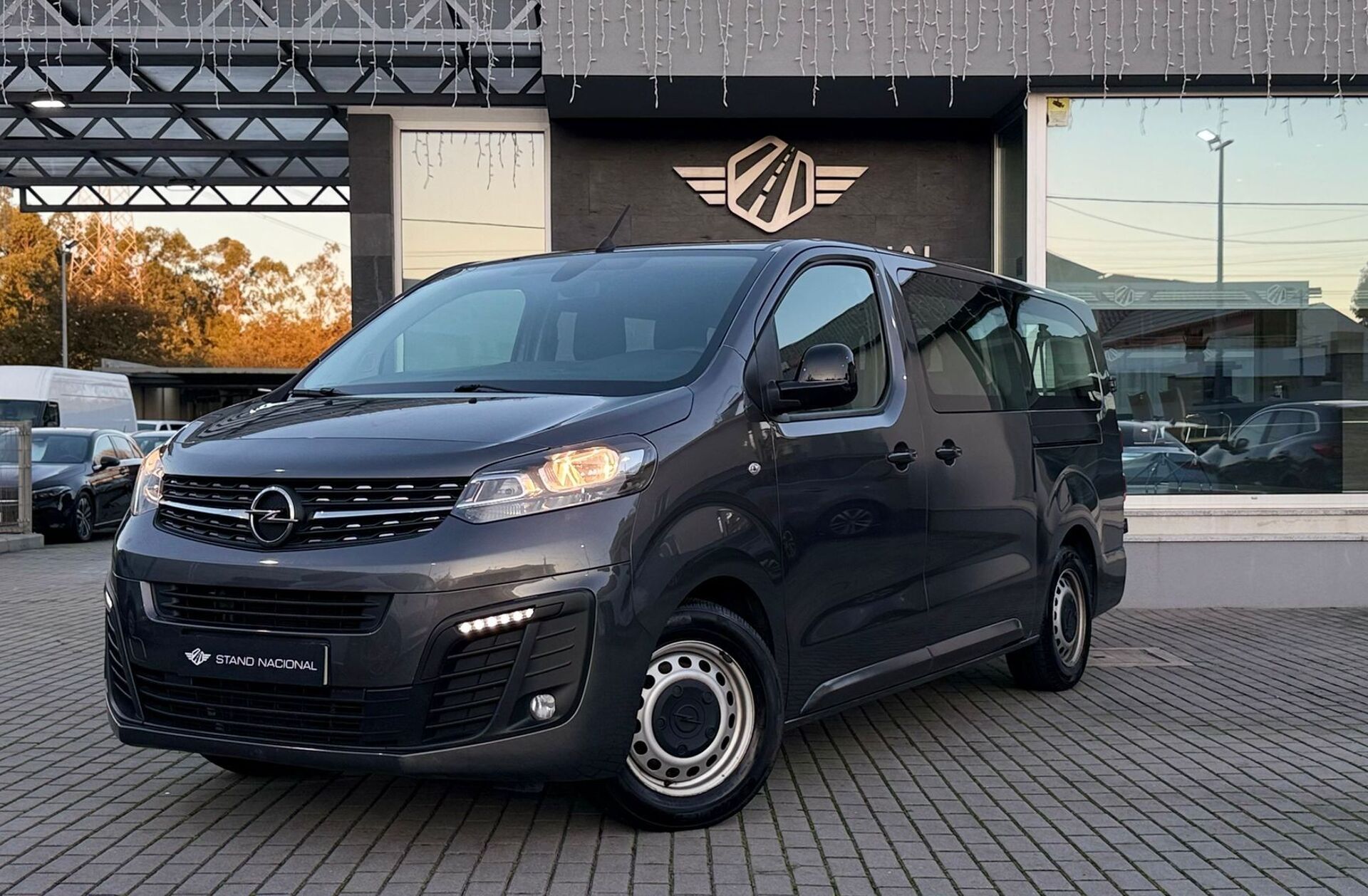 OPEL Vivaro 2.0 CDTi L3H1 Essentia Inc