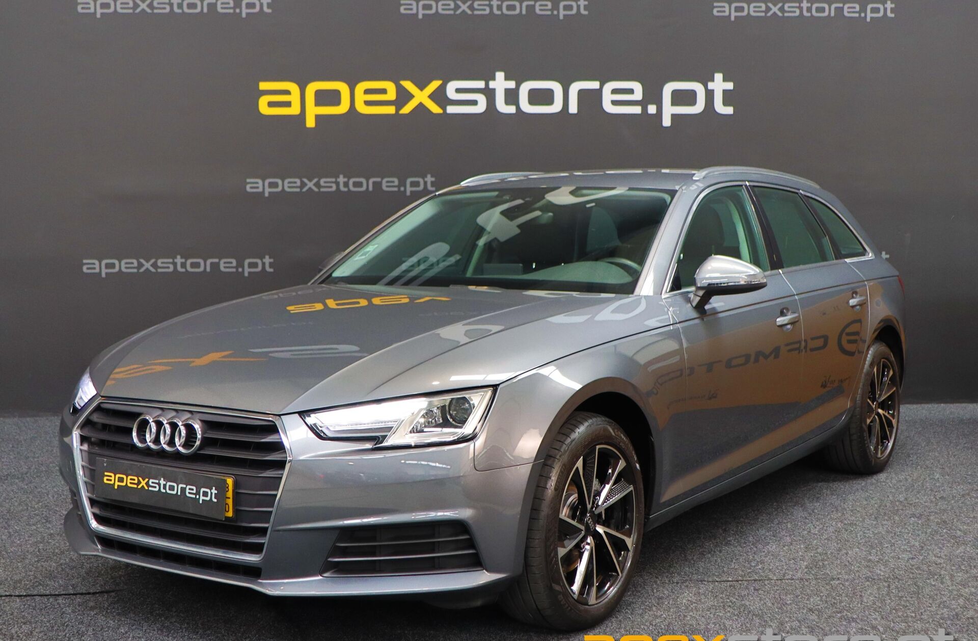 AUDI A4 2.0 TDI Design S tronic