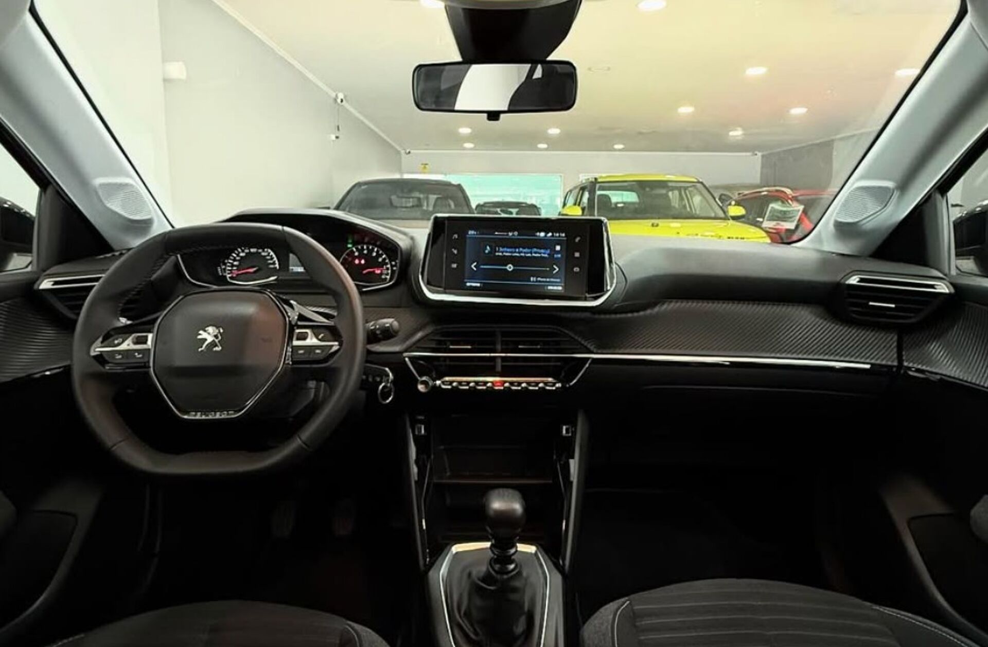 PEUGEOT 208 1.2 PureTech Allure