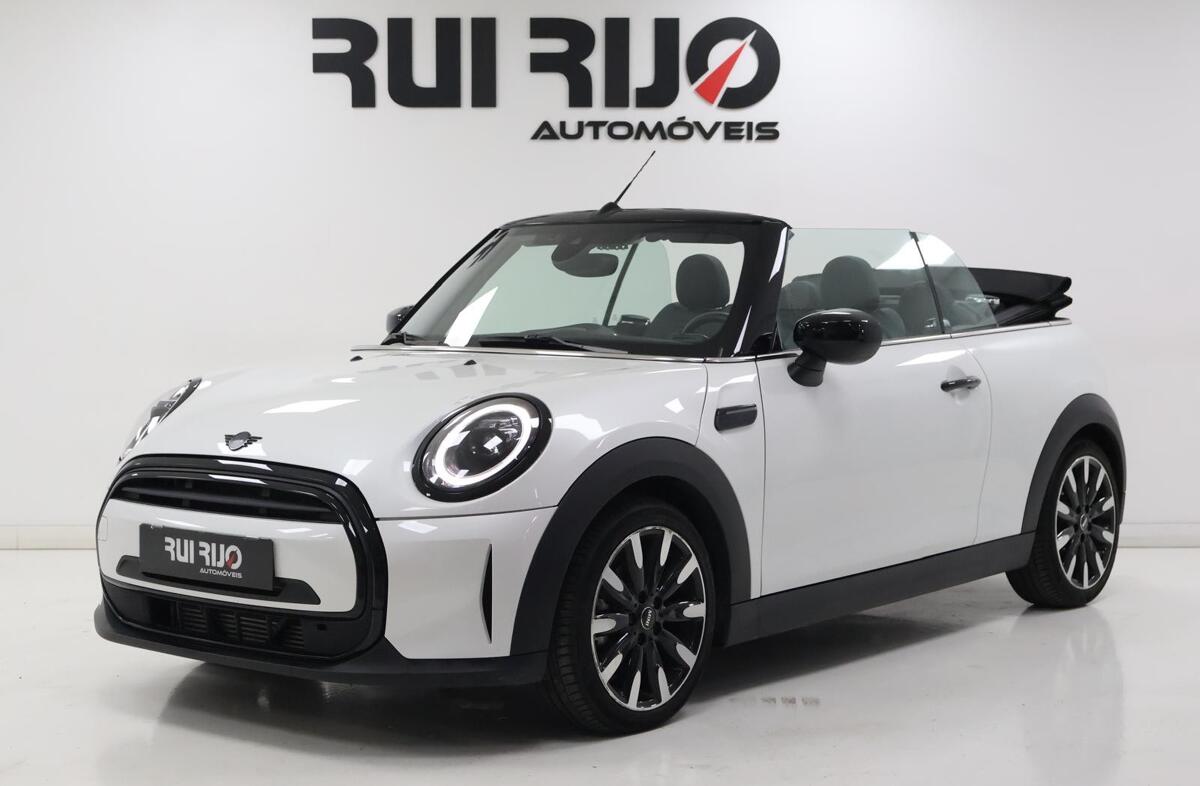 MINI Mini Cooper Premium Mini Yours Auto