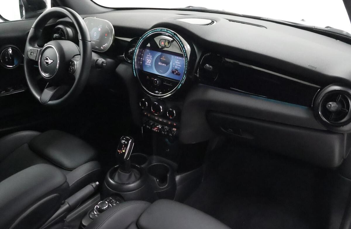 MINI Mini Cooper Premium Mini Yours Auto