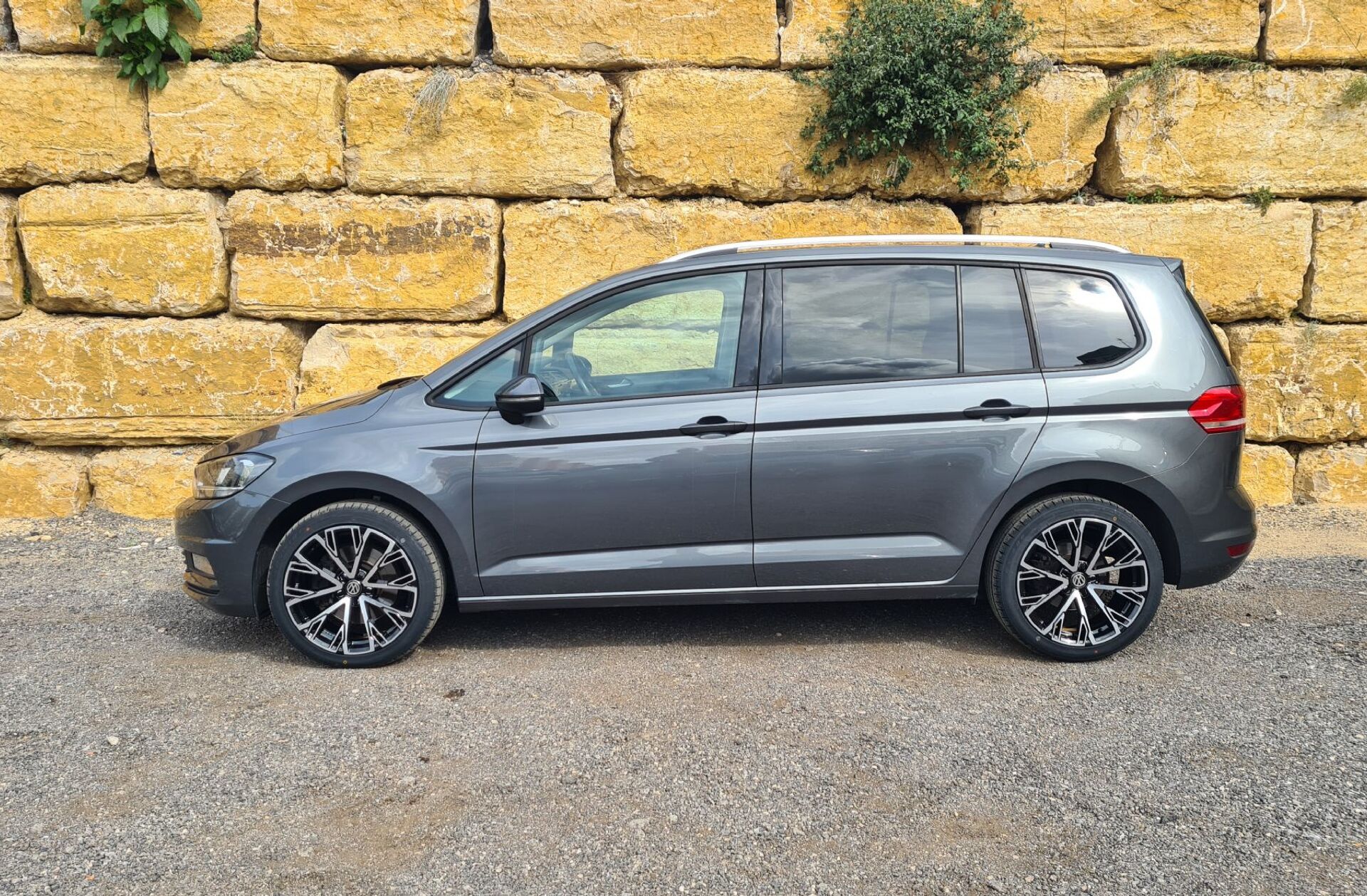 VOLKSWAGEN Touran 1.6 TDI Confortline DSG