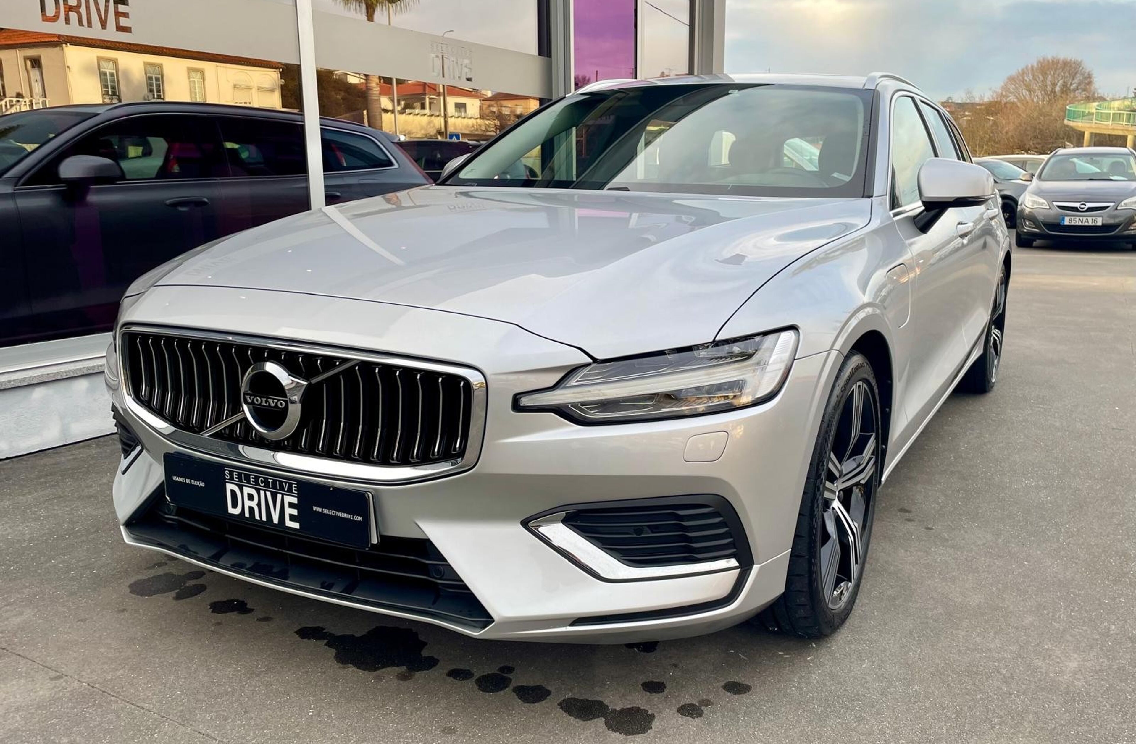 VOLVO V60 2.0 T8 AWD TE Inscription