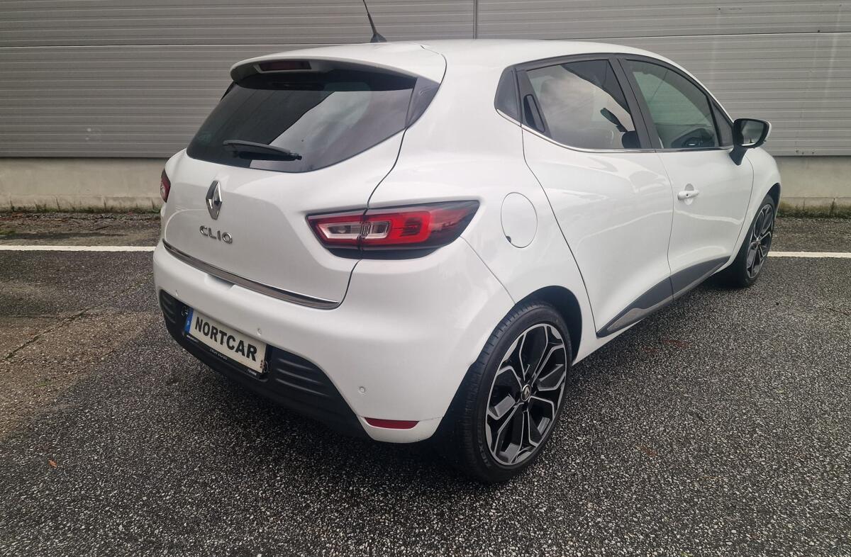 RENAULT Clio 0.9 TCe Limited