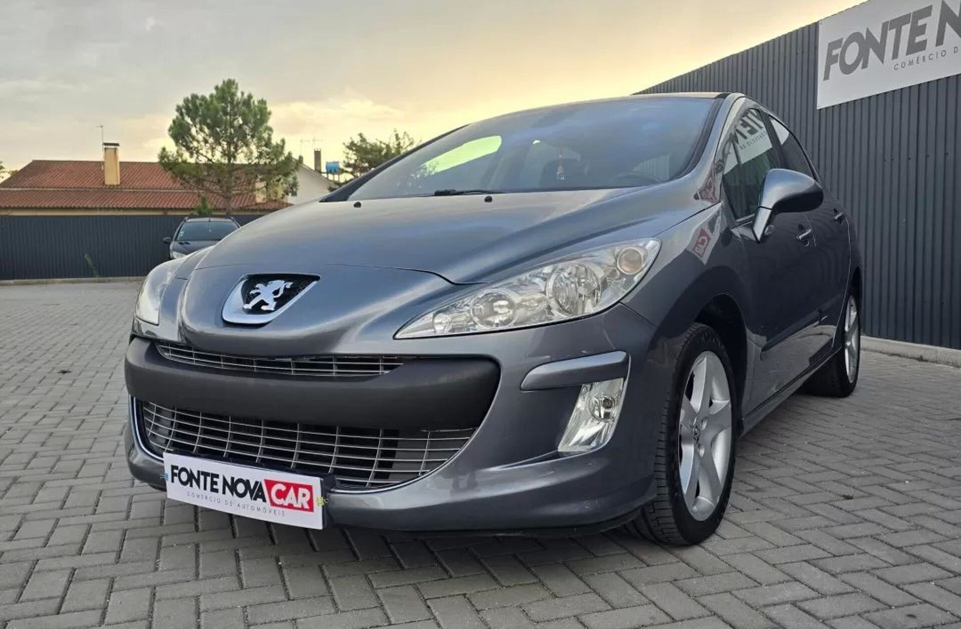 PEUGEOT 308 1.6 HDi Executive