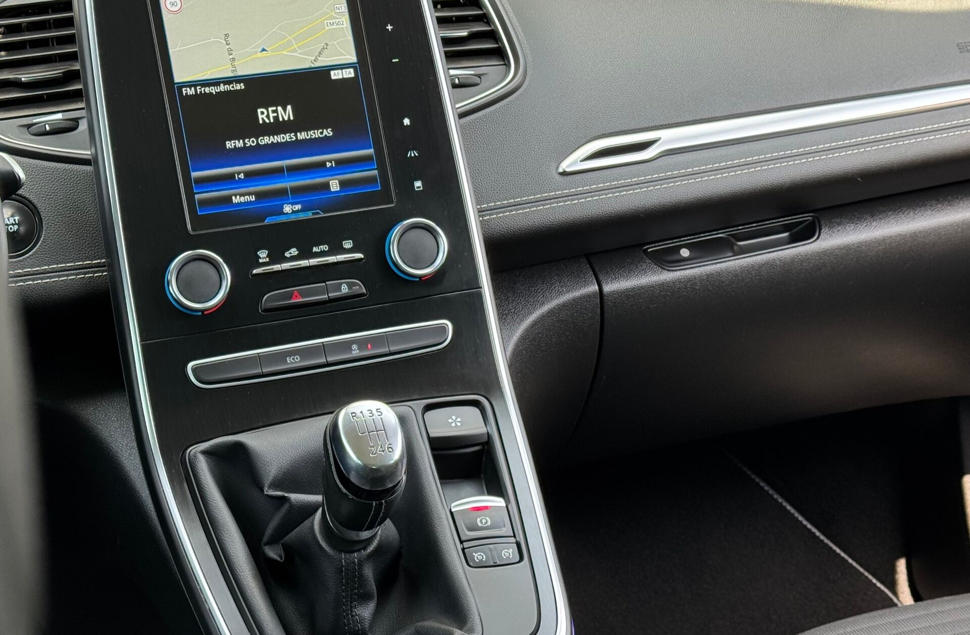 RENAULT Scénic G. 1.5 dCi Intens Hybrid Assist SS