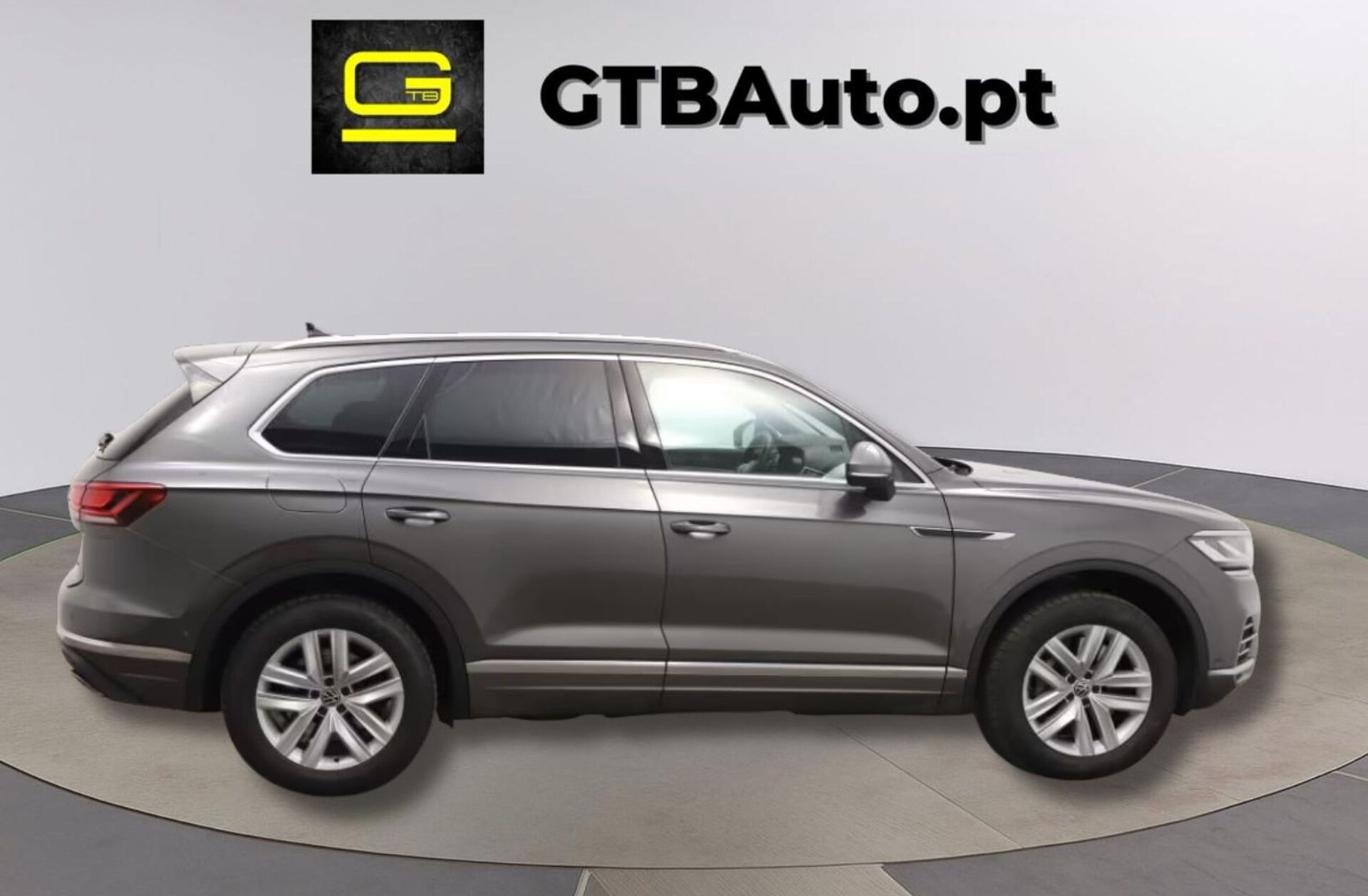 VOLKSWAGEN Touareg 3.0 TSI e-Hybrid