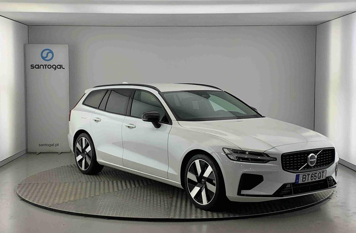 VOLVO V60 2.0 T6 AWD TE Plus Dark