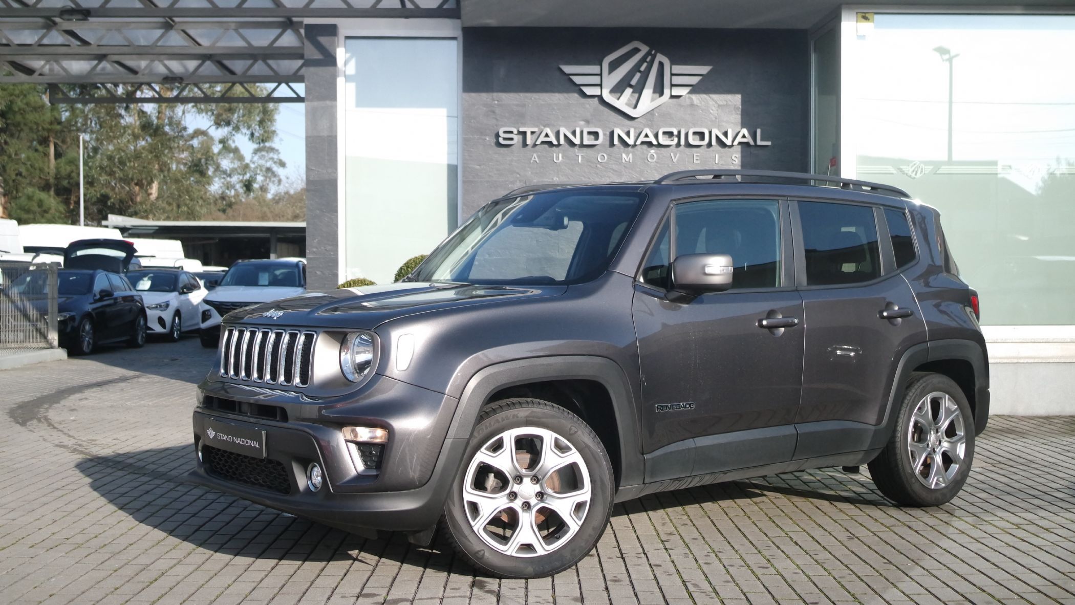 Jeep Renegade 1.6 MJD Limited por 18 500 € Stand Nacional | Porto