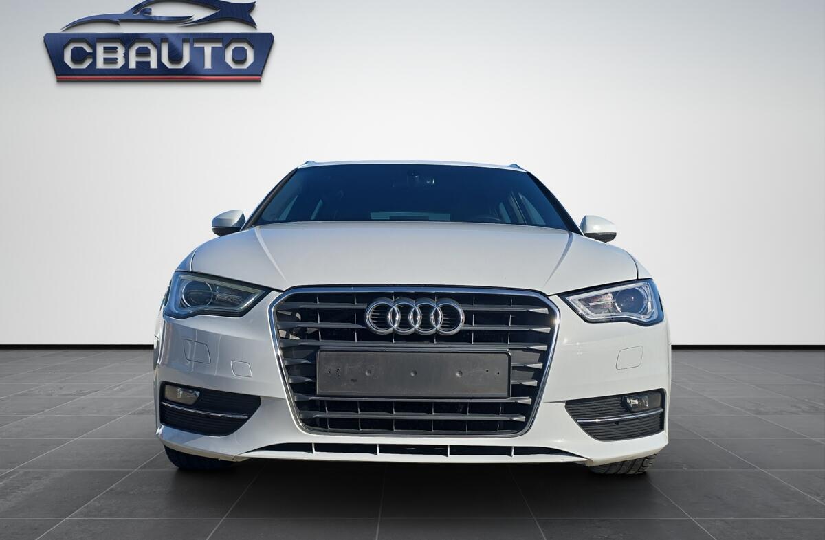 AUDI A3 1.6 TDi S-line