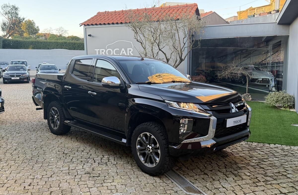 MITSUBISHI L 200 2.3 DI-D Strakar Space Cab Intense 4WD