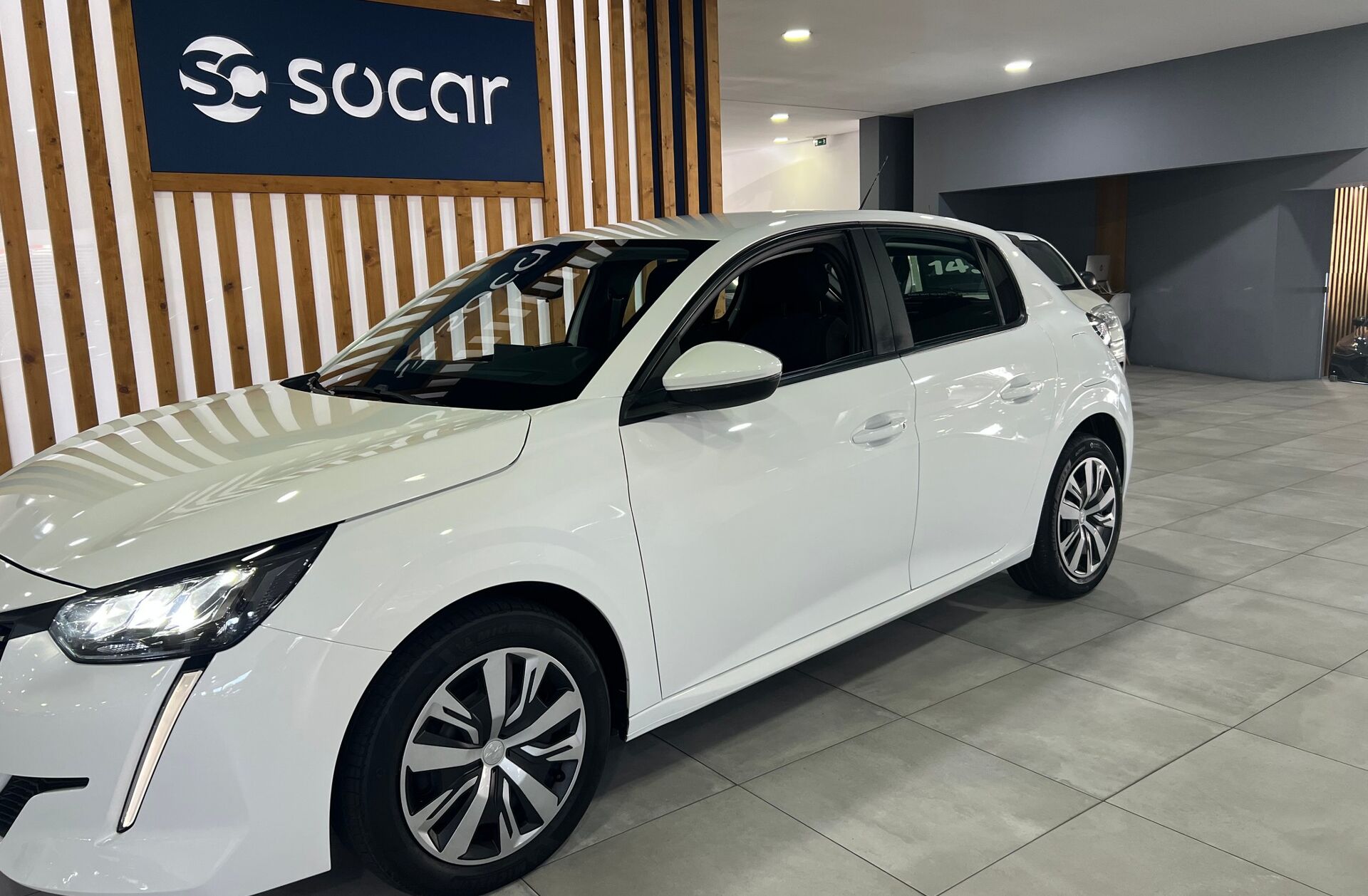 PEUGEOT 208 1.2 PureTech Active