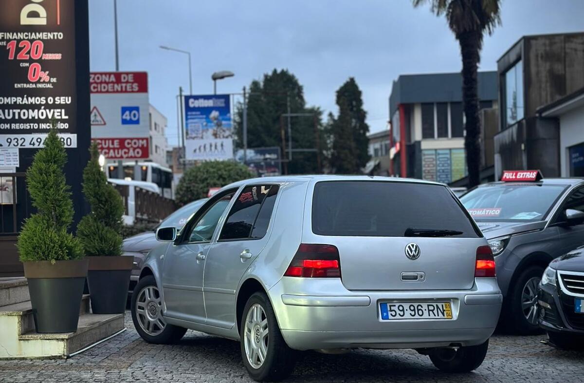 VOLKSWAGEN Golf 1.9 TDi 25 Anos