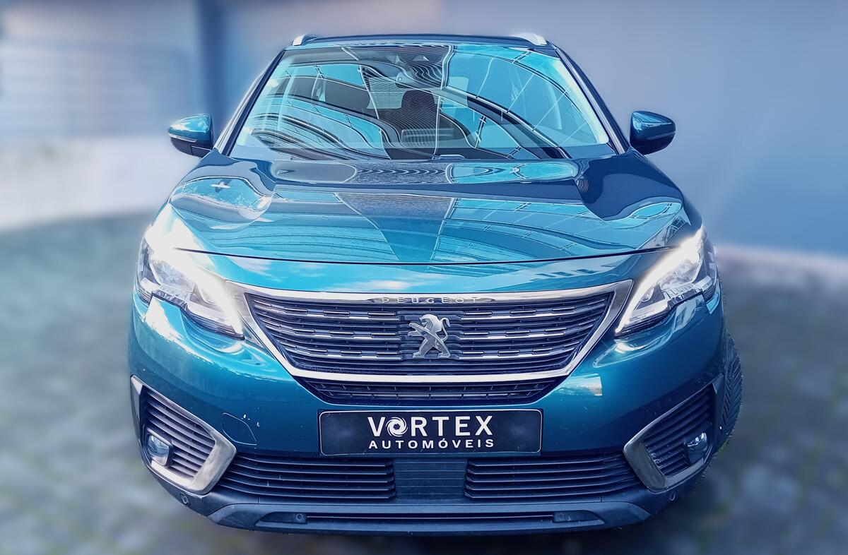 PEUGEOT 5008 1.2 PureTech Active