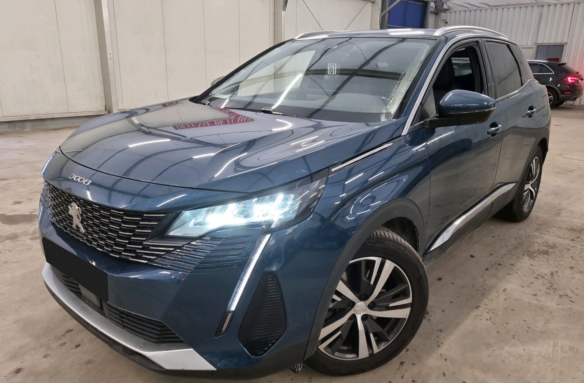 PEUGEOT 3008 1.6 Hybrid Allure e-EAT8