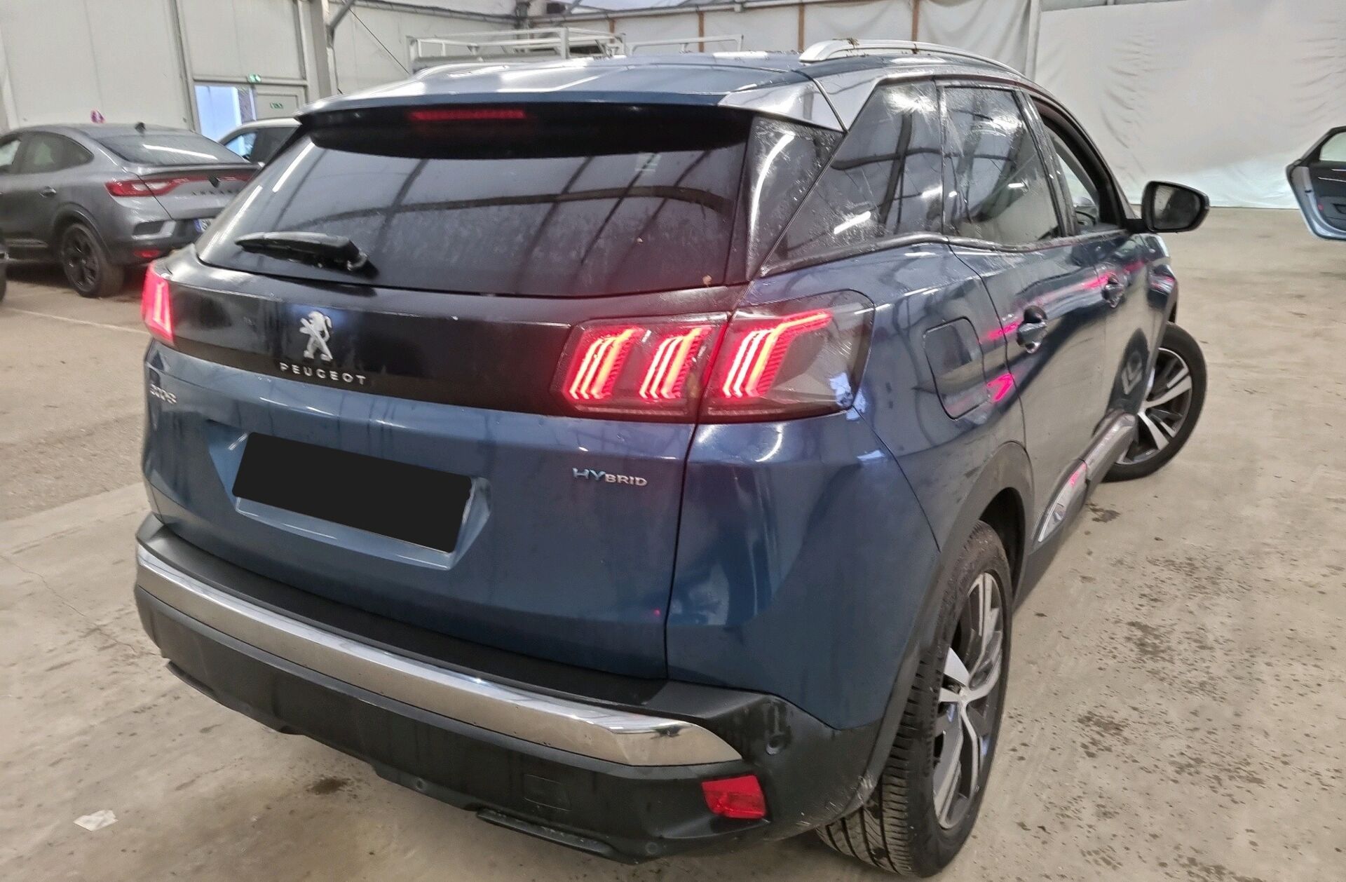 PEUGEOT 3008 1.6 Hybrid Allure e-EAT8